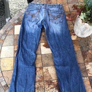 Cinch woman jeans